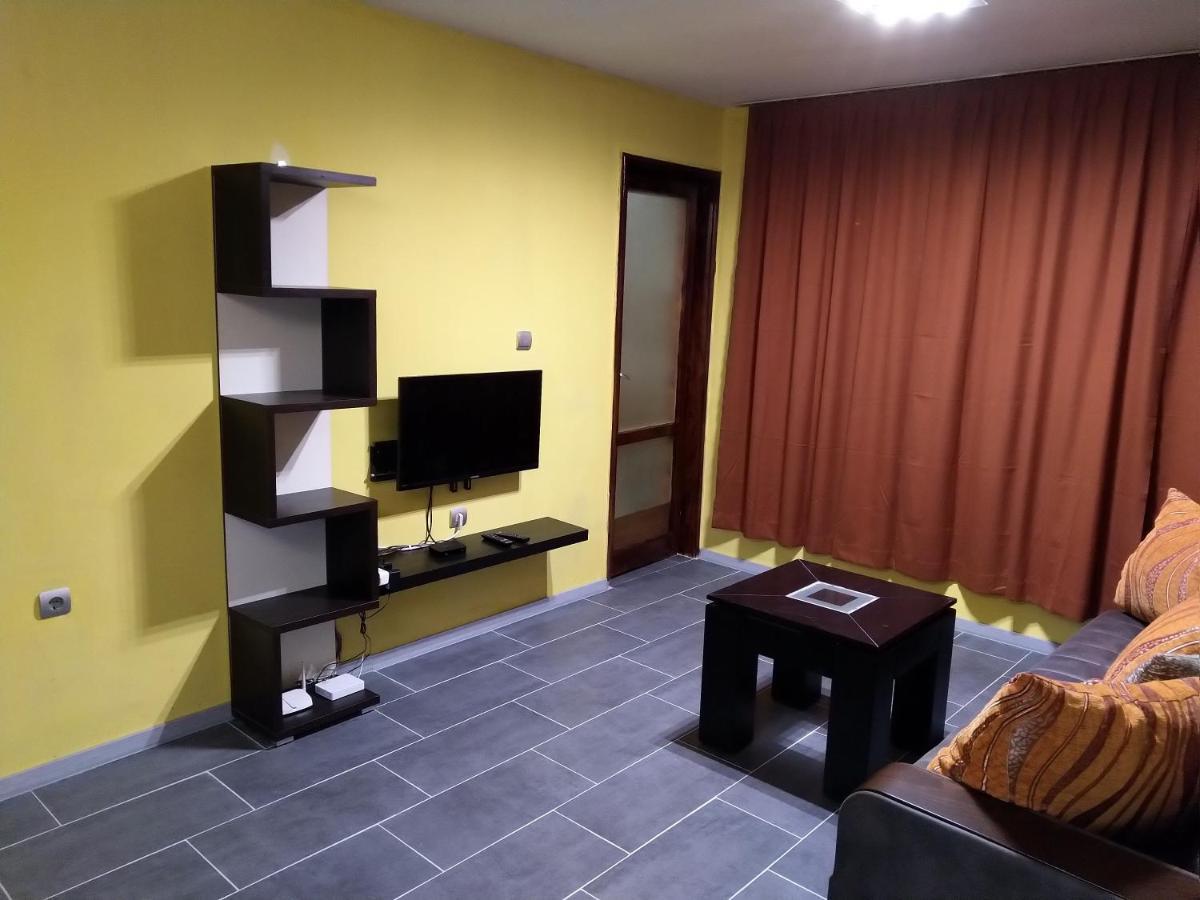 Eli Apartment Burgas Exteriör bild